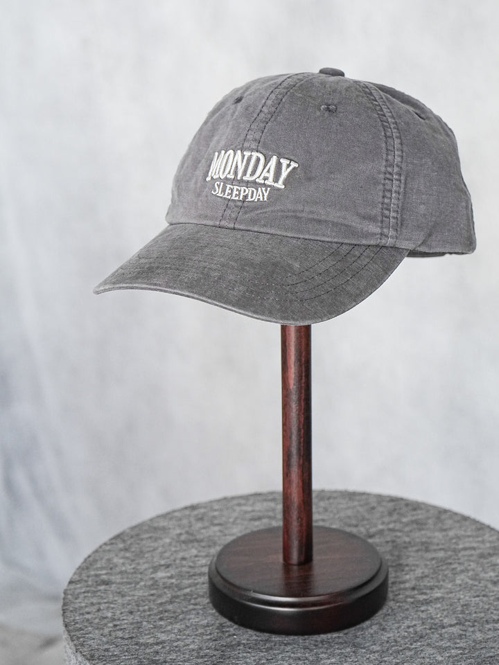 [予約]MONDAYロゴ刺繍CAP/グレー