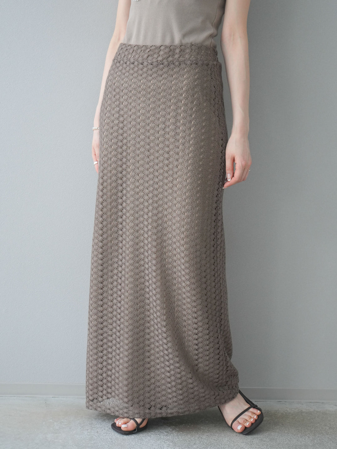 【預購】鏤空緊身裙/棕色