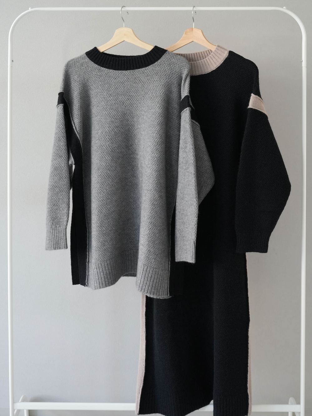 [SET] Side slit bicolor over knit + bicolor knit dress (2set)