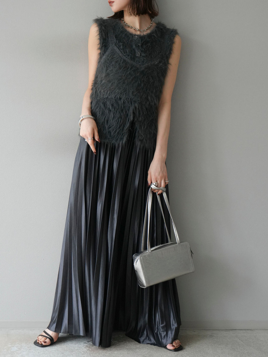 [予約]シャギーニットベスト/チャコール