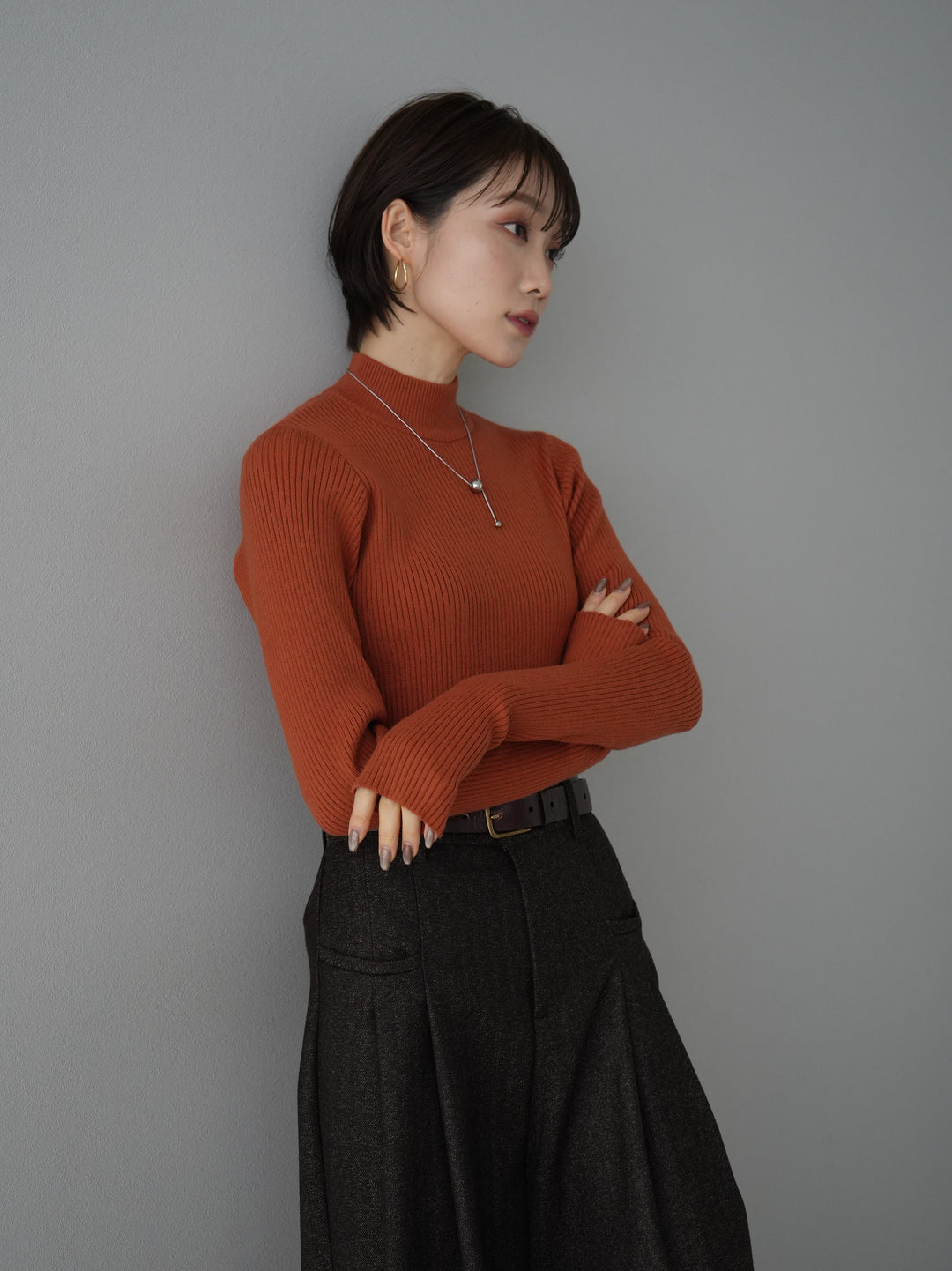 [Pre-order] Thumbhole bottleneck ribbed knit top/orange