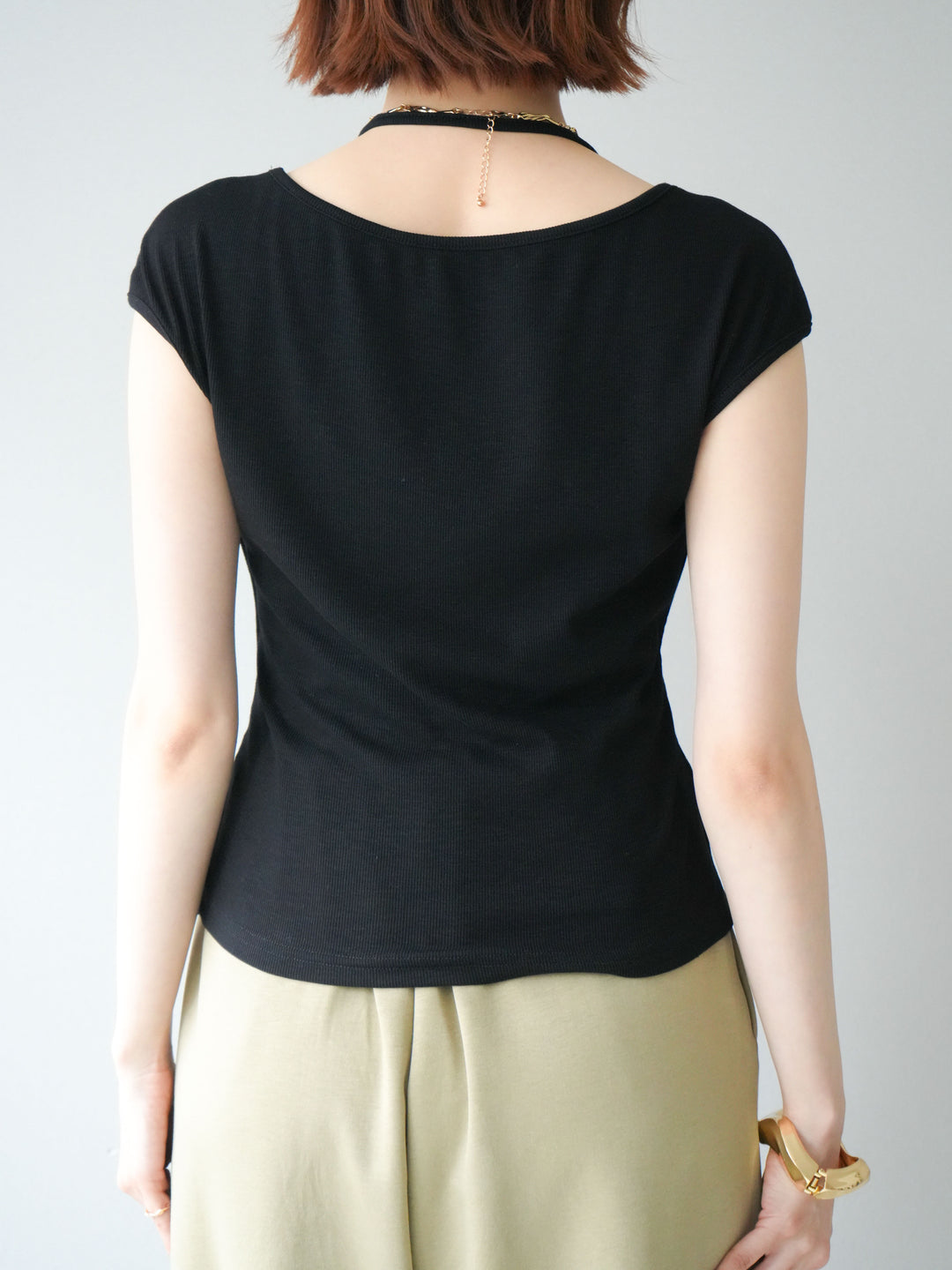 【預購】前扭紋羅紋上衣 / 黑色
