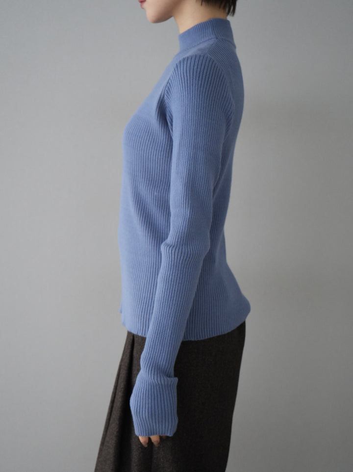 [Pre-order] Thumbhole bottleneck ribbed knit top/light blue