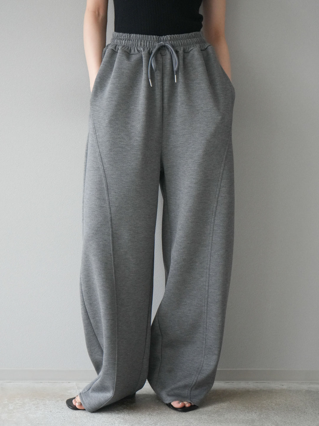 [予約]ポンチカーブパンツ/チャコール