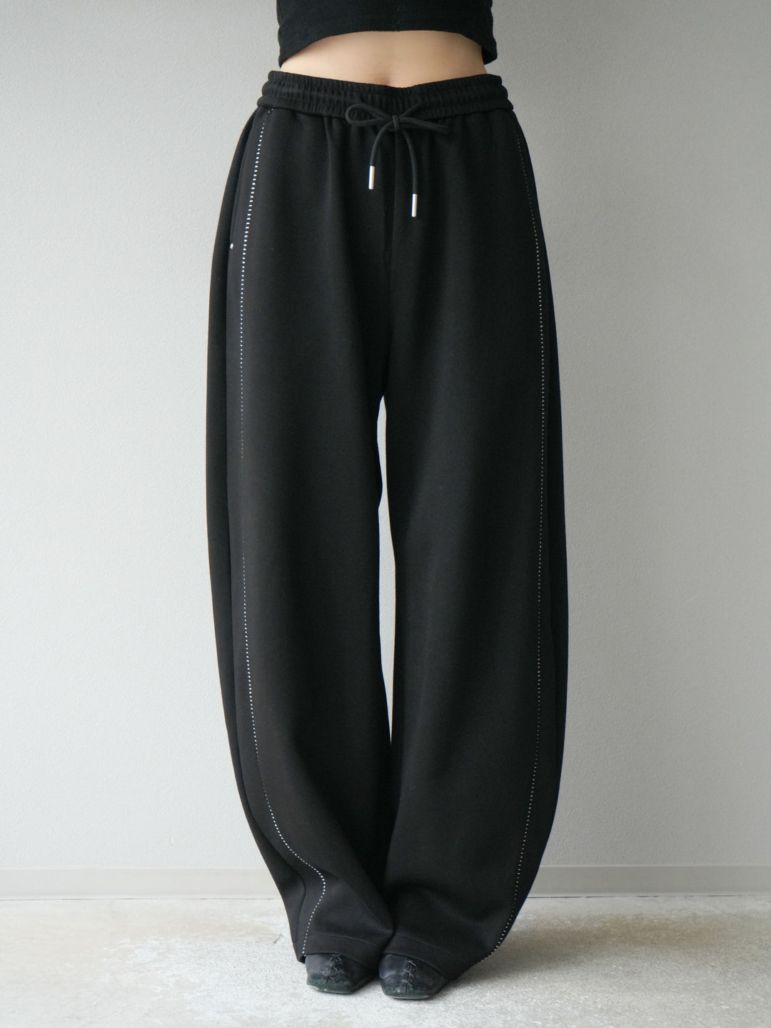 [予約]ハンドステッチ風スウェットパンツ/ブラック