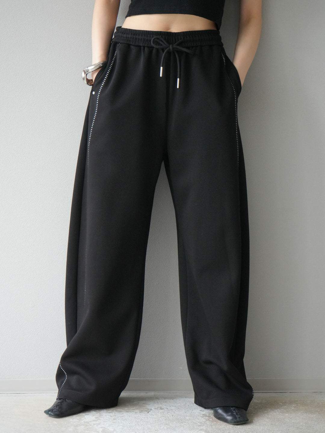 [予約]ハンドステッチ風スウェットパンツ/ブラック
