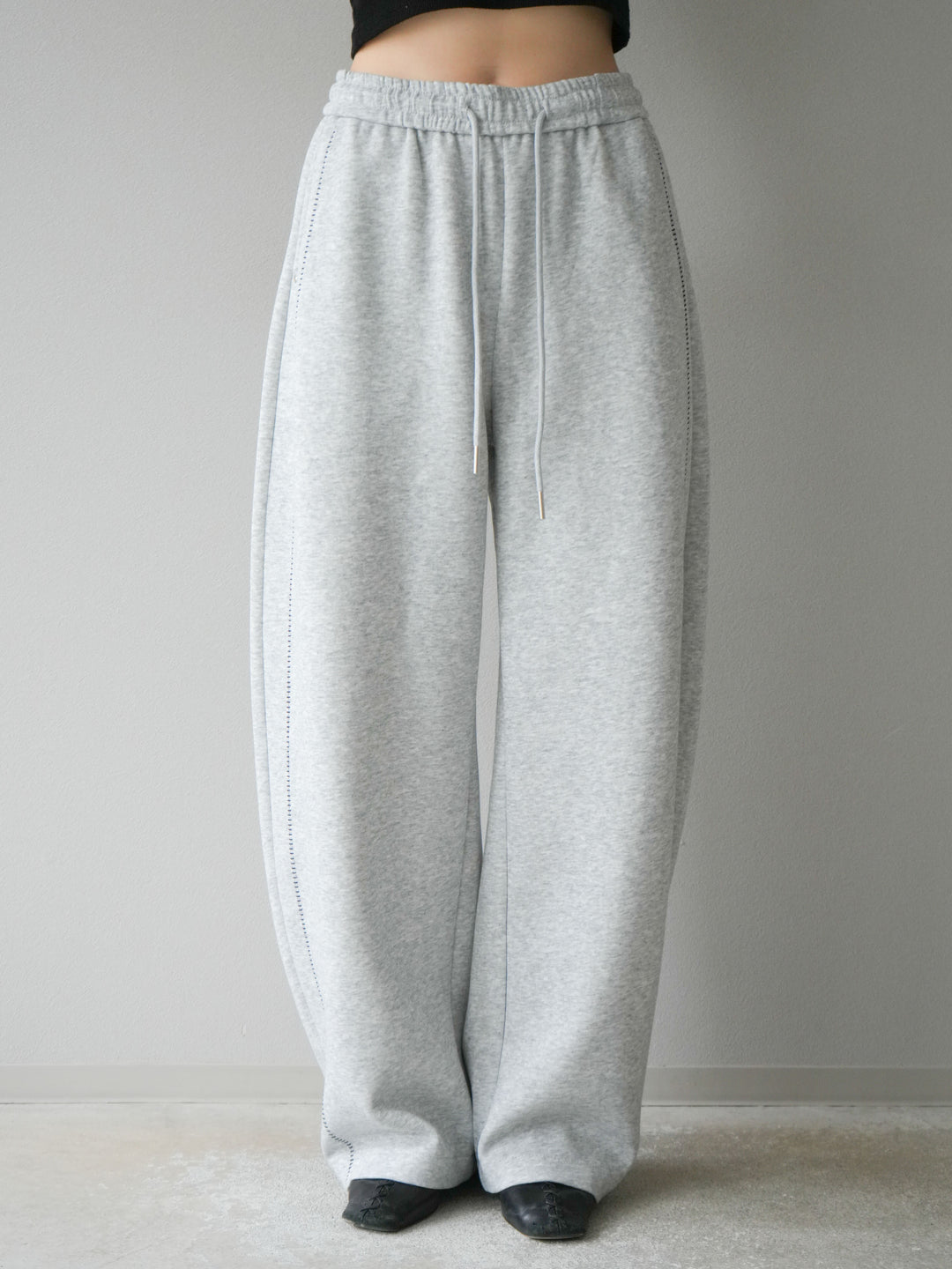 [予約]ハンドステッチ風スウェットパンツ/グレー