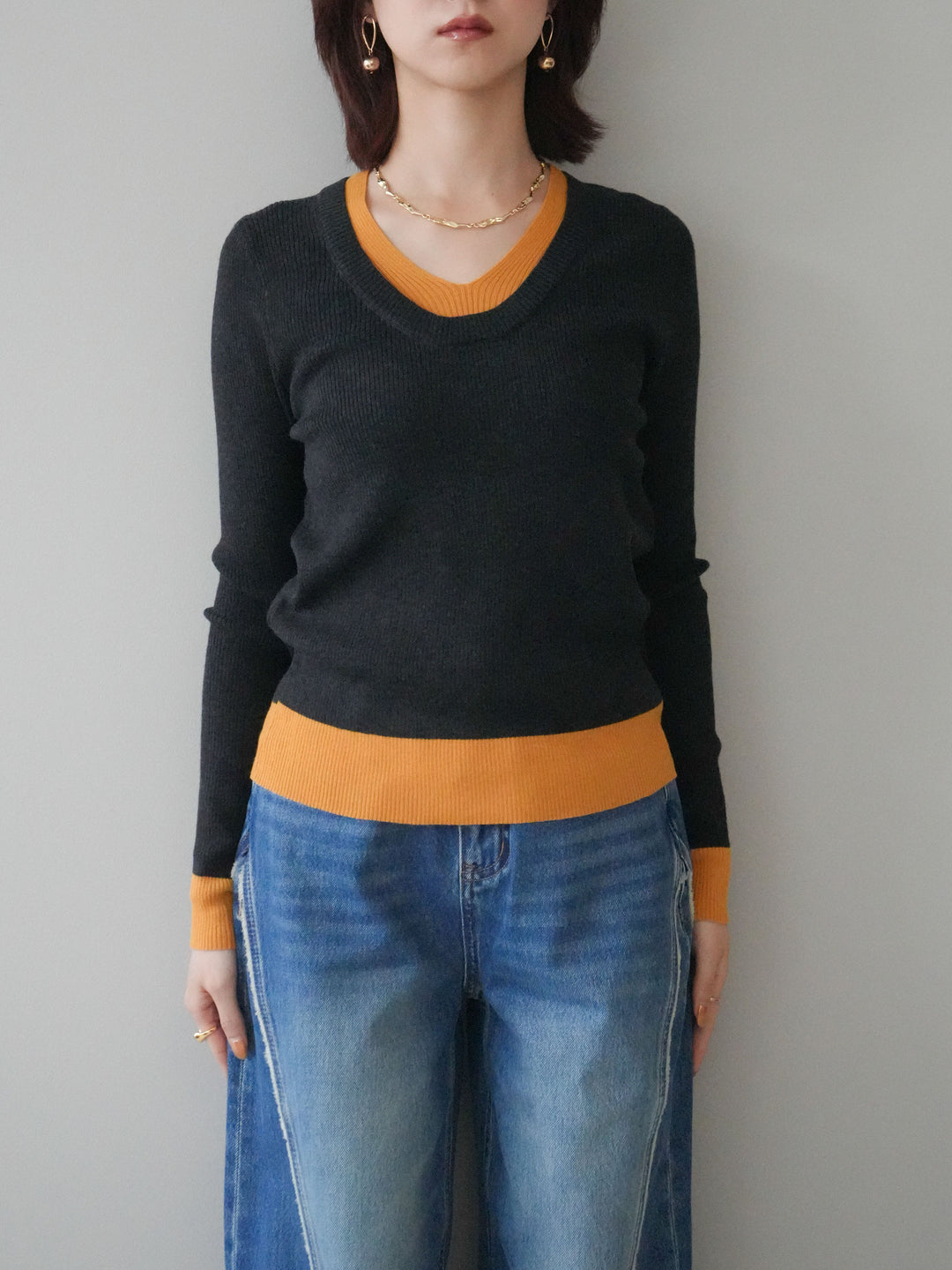[予約]Uネック配色レイヤードリブニットトップス/charcoal