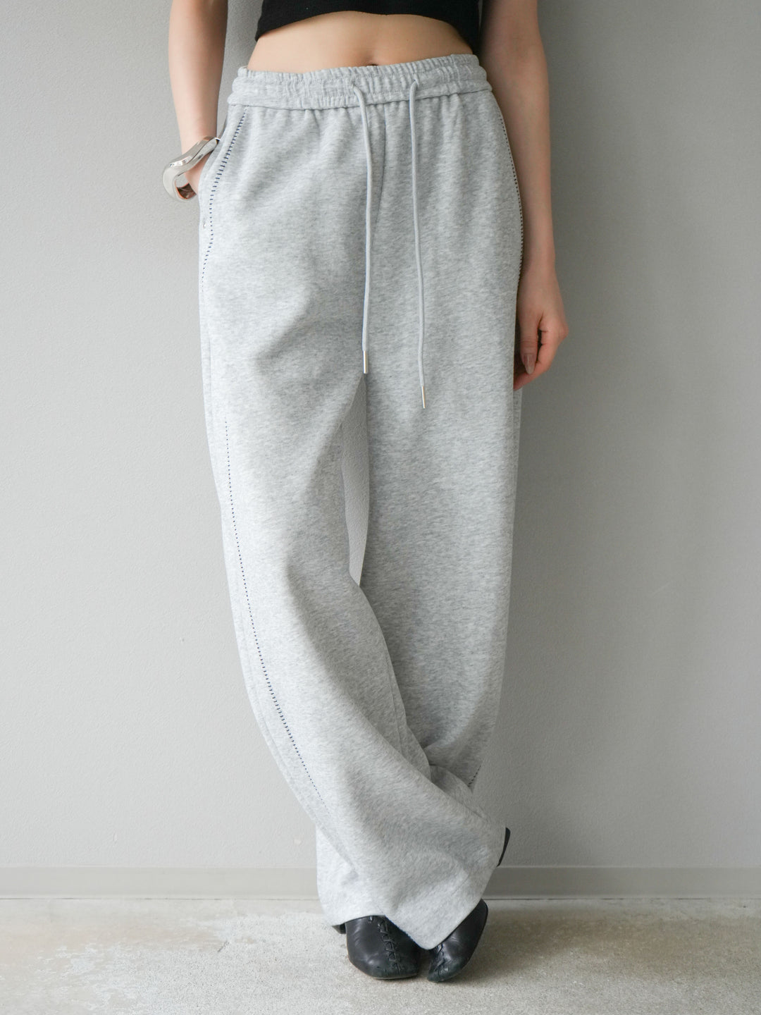 [予約]ハンドステッチ風スウェットパンツ/グレー