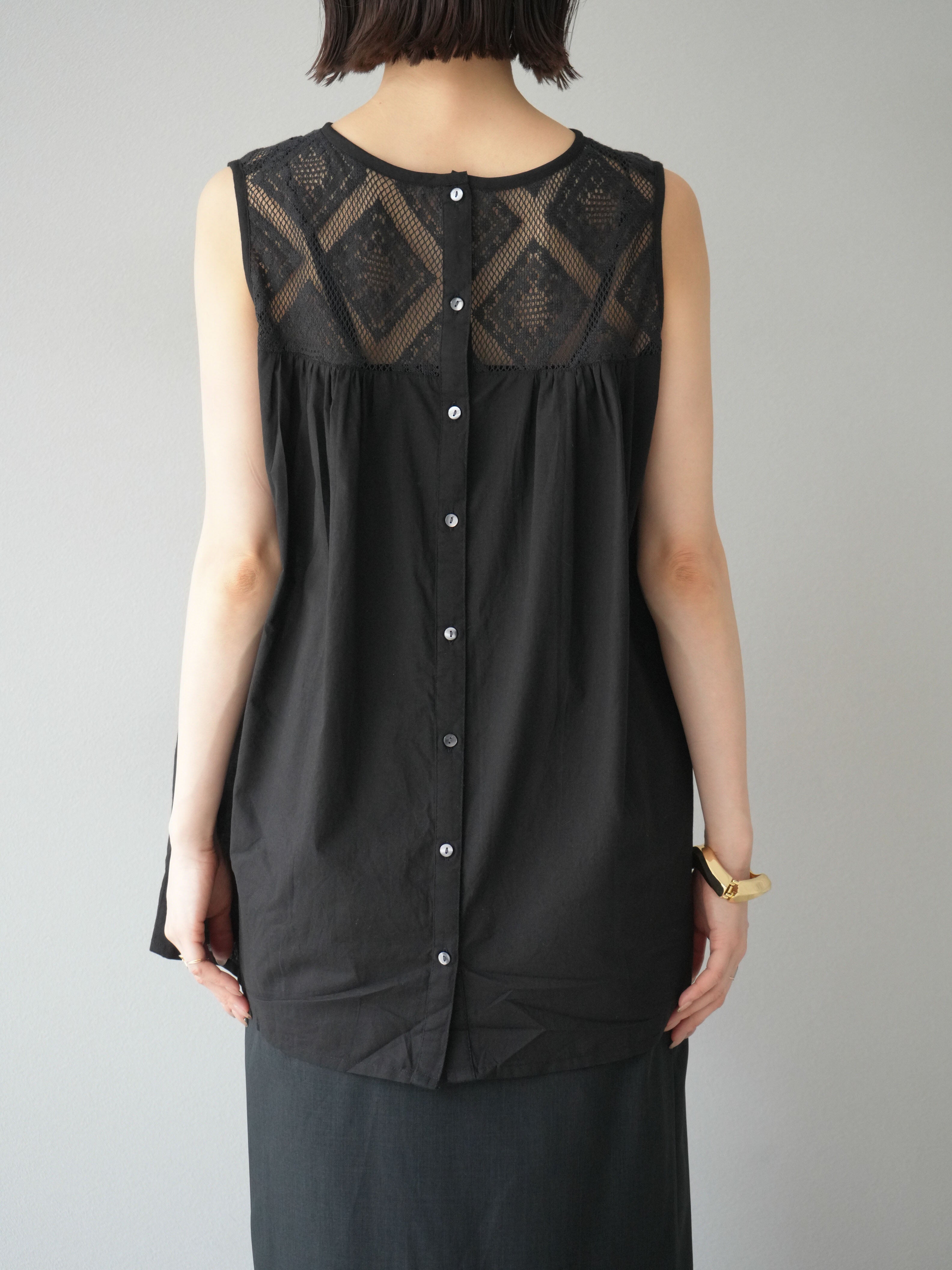 deres Bridget 半袖ブラウス ブラック deres Bridget 半袖ブラウス ブラック deres Bridget half