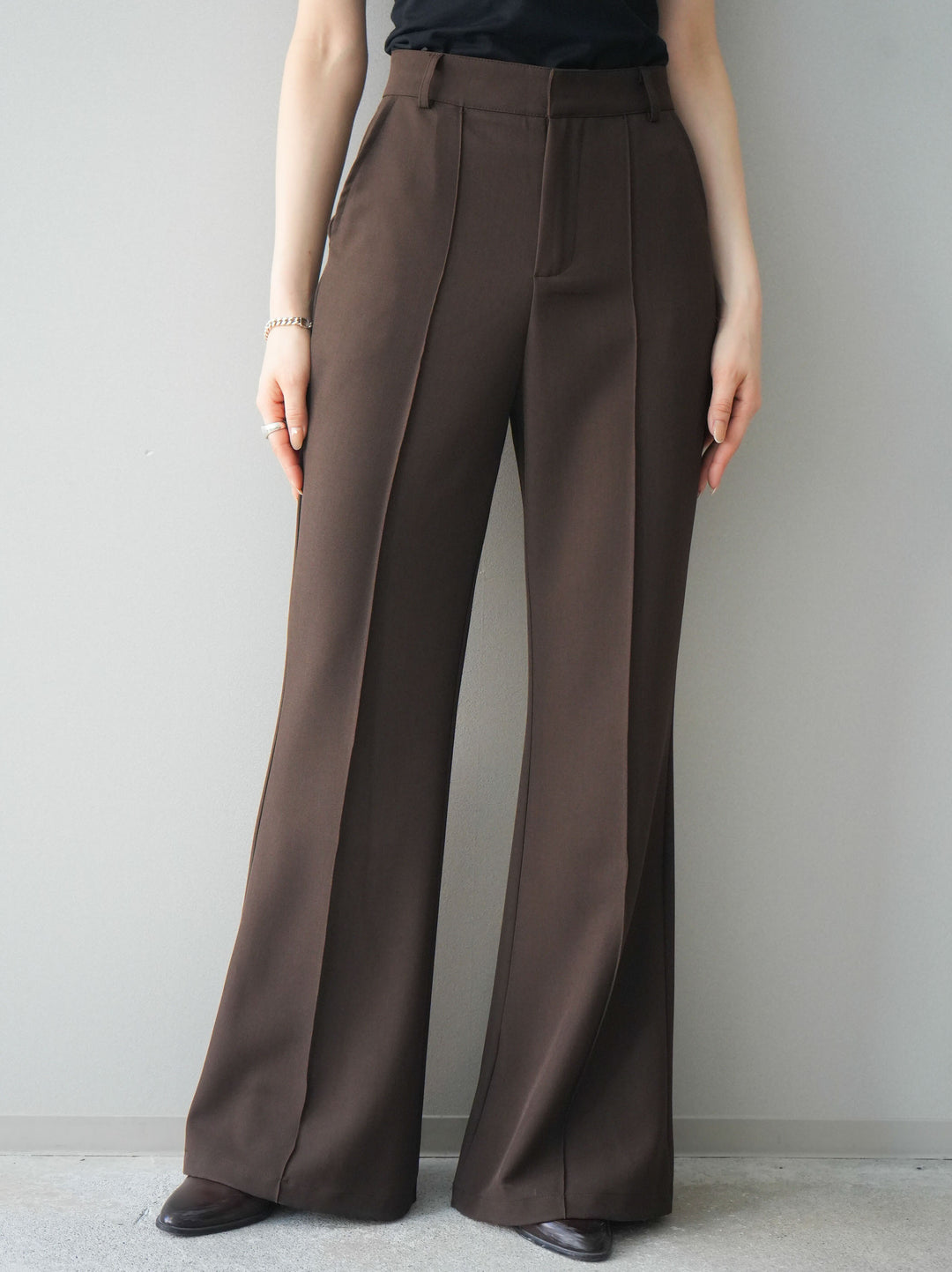 [予約]センターシームフレアパンツ/brown