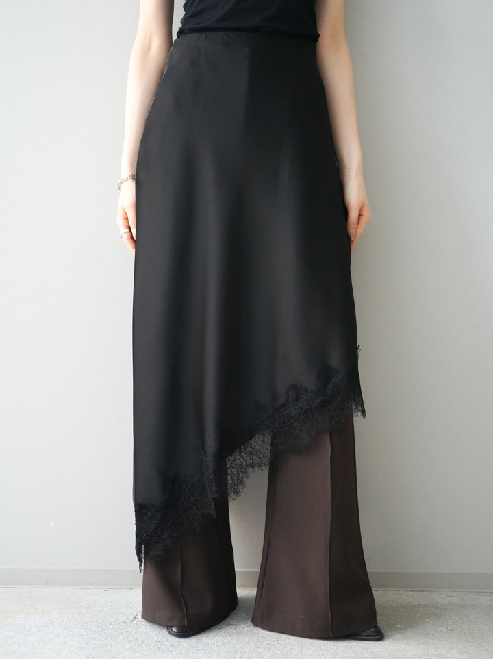 [予約]サテンライクアシメレーススカート/black