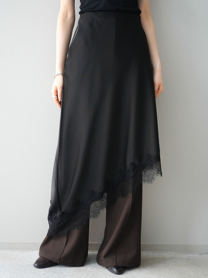 [予約]サテンライクアシメレーススカート/black