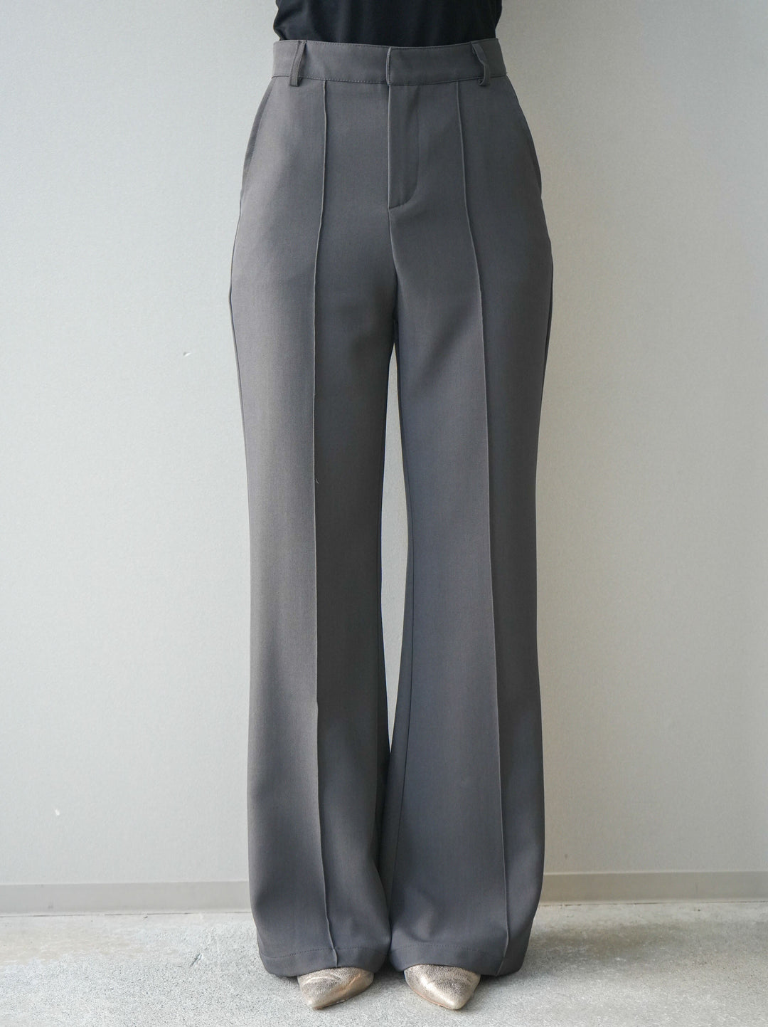 [予約]センターシームフレアパンツ/gray