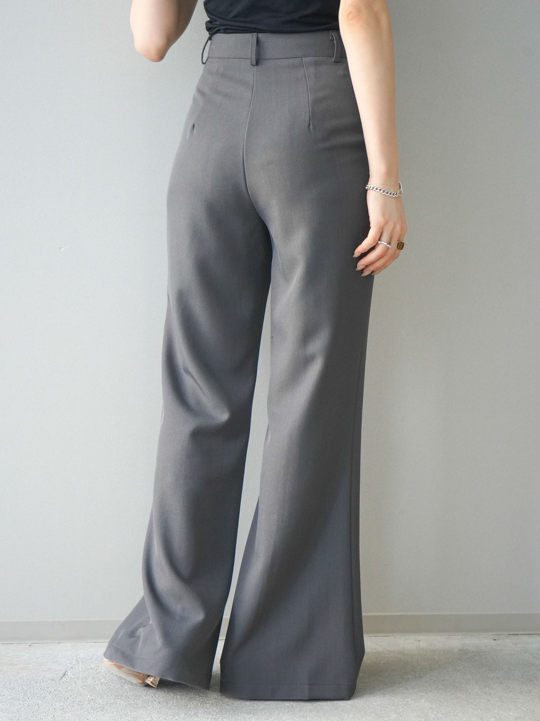 [予約]センターシームフレアパンツ/gray