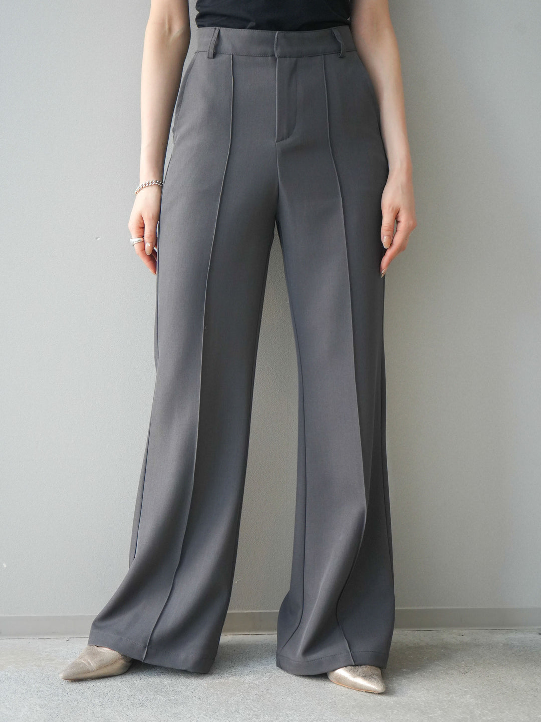 [予約]センターシームフレアパンツ/gray