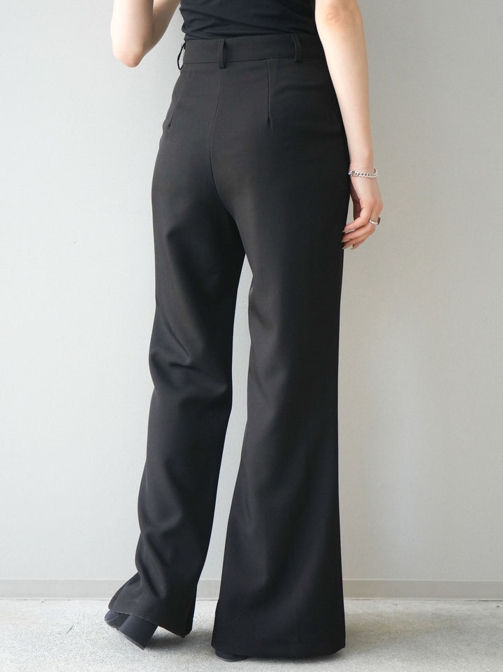 [予約]センターシームフレアパンツ/black