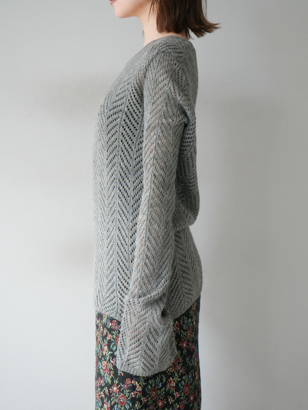 [予約]透かし編みニットトップス/グレー