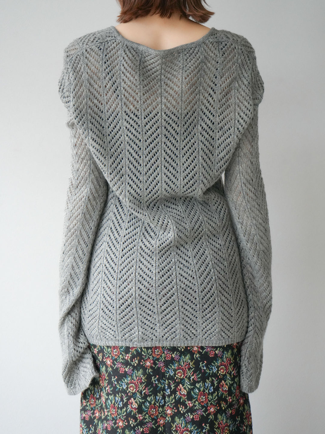 [予約]透かし編みニットトップス/グレー