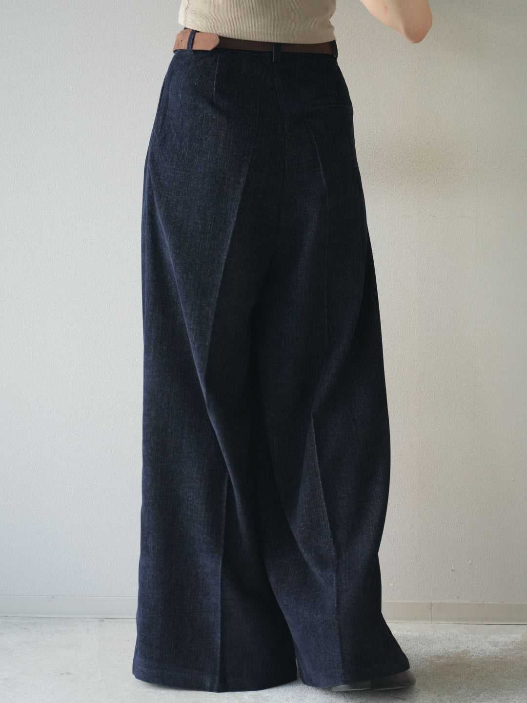 [予約]ベルト付ベルベットワイドパンツ/navy