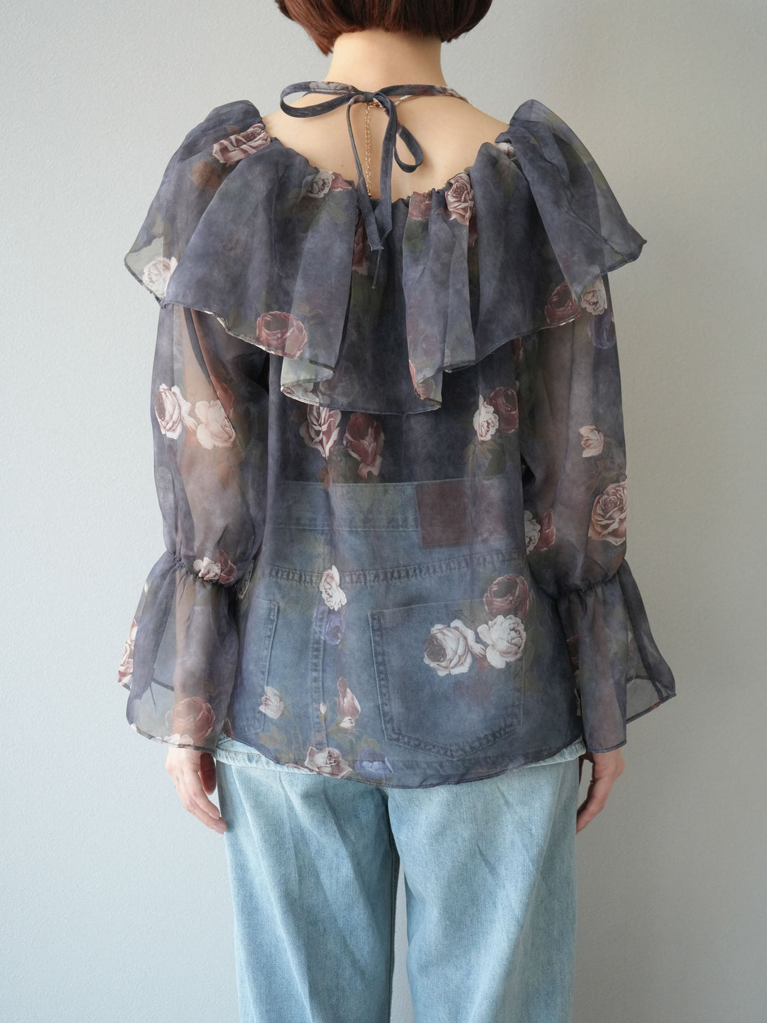 【預購】花朵露肩襯衫/藏青色