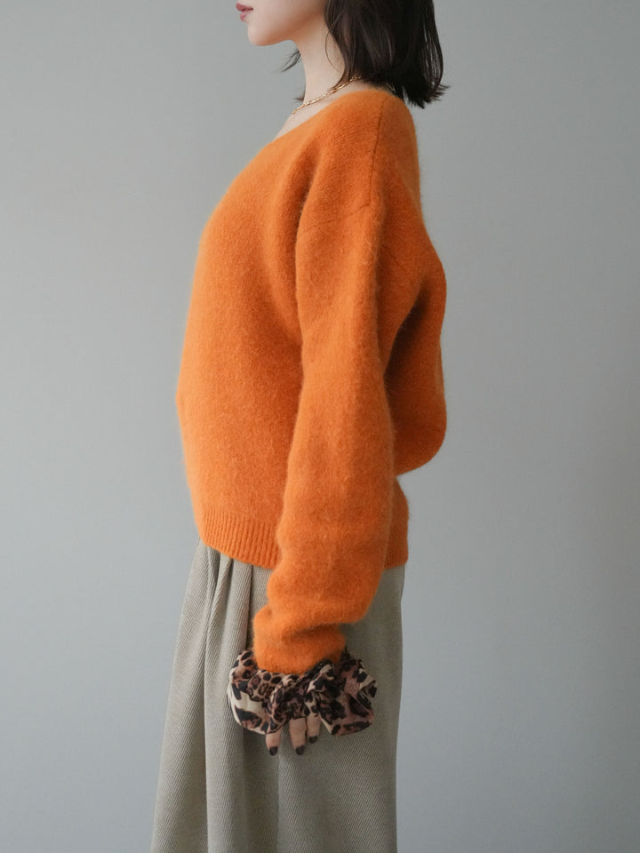 [予約]シュシュ付きアンゴラタッチVネックニットプルオーバー/orange