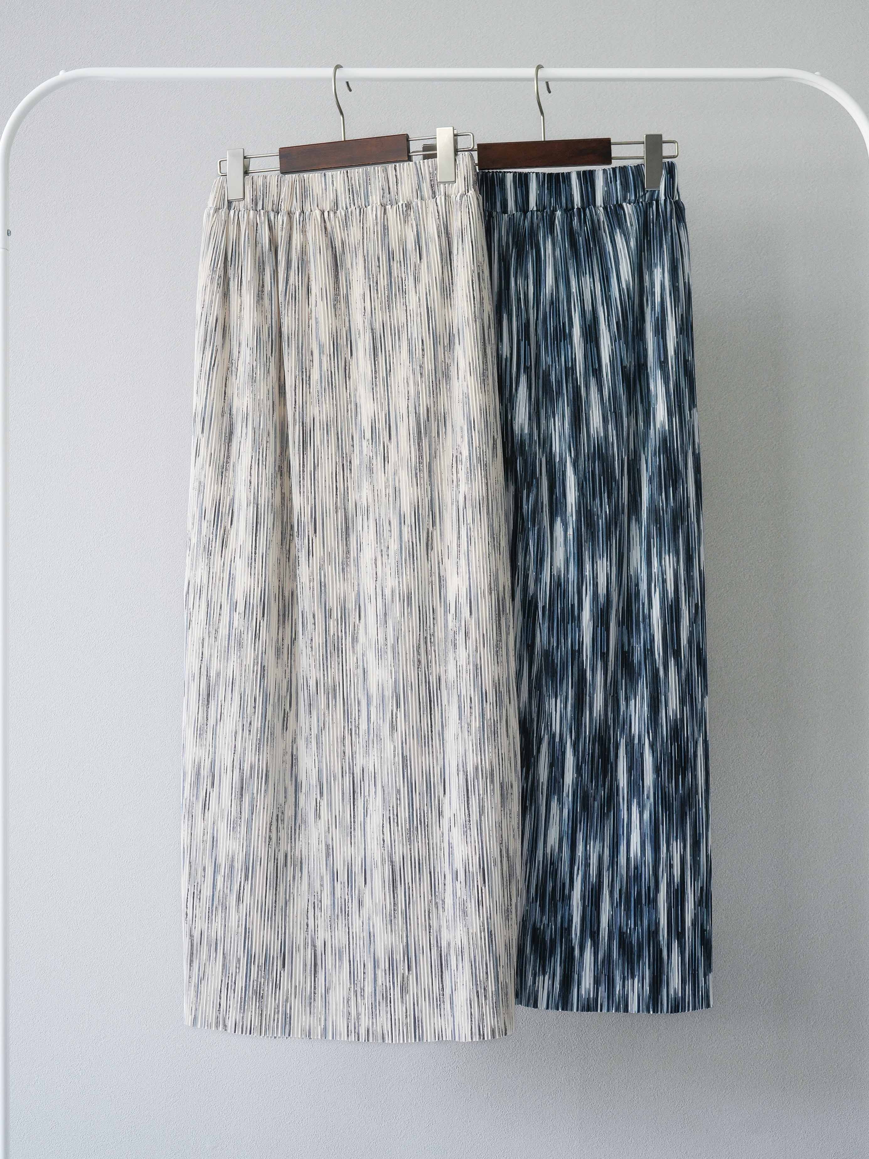 定価41800円【新品】レディースSブリーフィング シャツ＆スカートセット 160]アソートプリーツスカート(ショート・ミニ丈スカート) | a.v.v