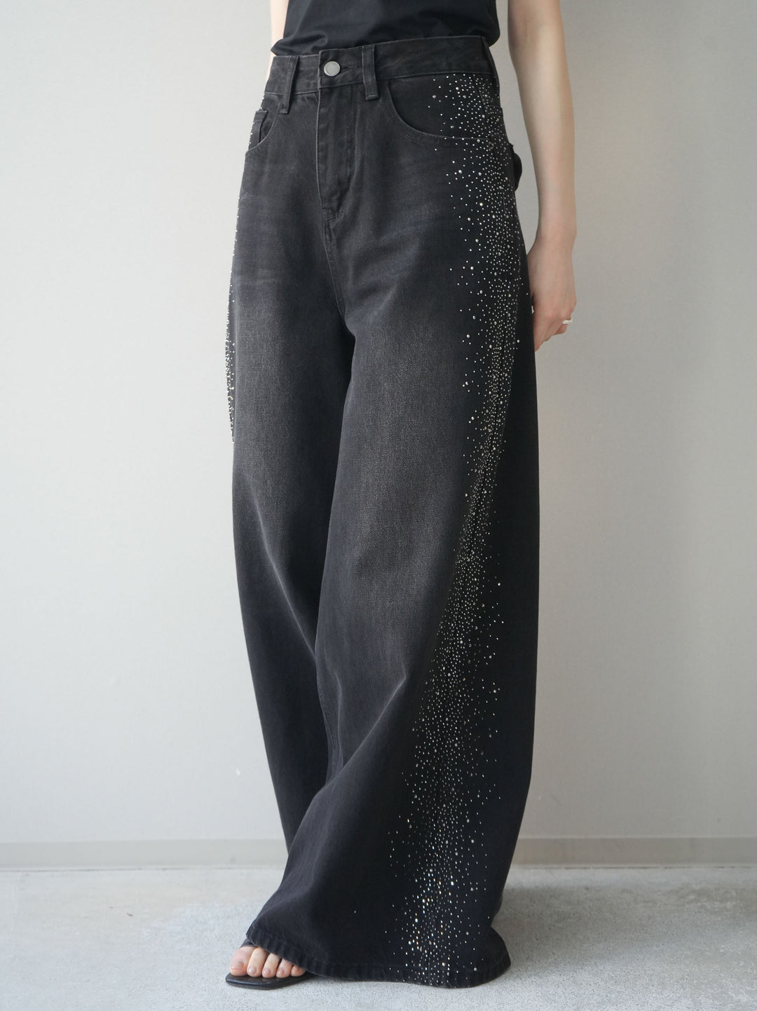 [予約]サイドビジューワイドデニムパンツ/black