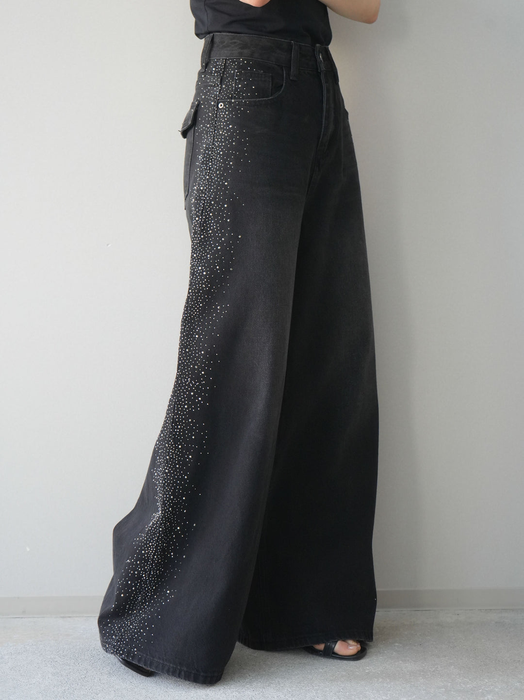 [予約]サイドビジューワイドデニムパンツ/black