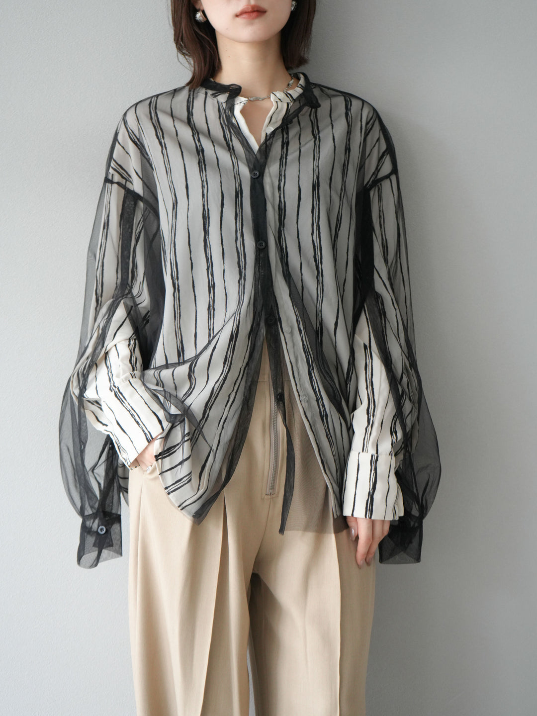 [予約]ペンタッチストライプ2WAYスリーブバンドカラーシャツ/アイボリー