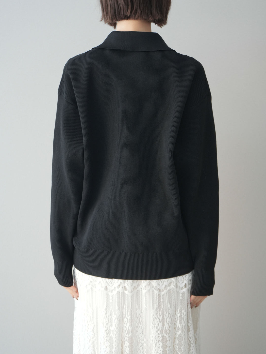 [予約]メタルボタン襟付きポリエステルニットカーディガン/black