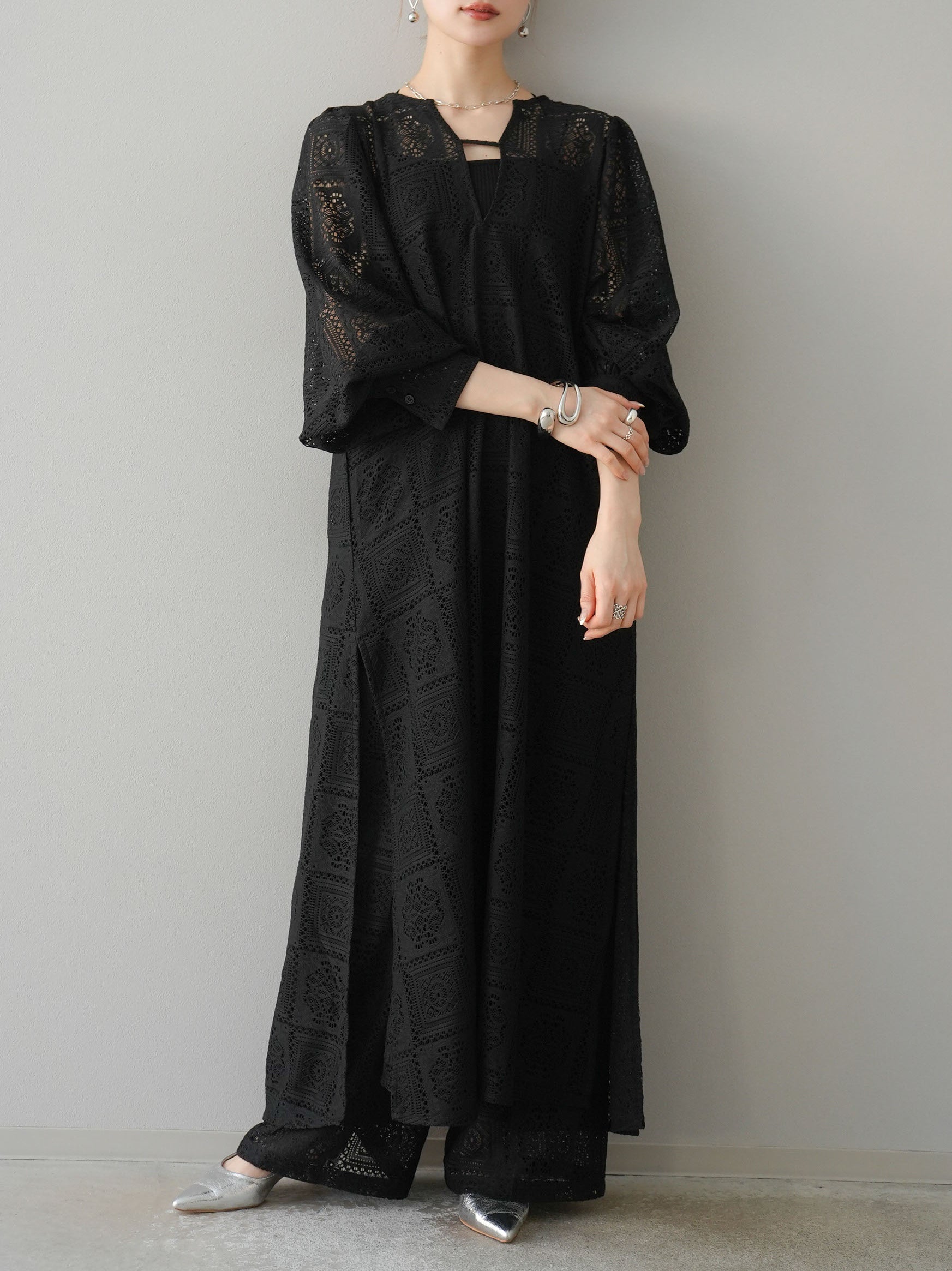 リムアーク ボリュームスリーブワンピース ブラック 予約]ブロックレースボリュームスリーブワンピース/ブラック