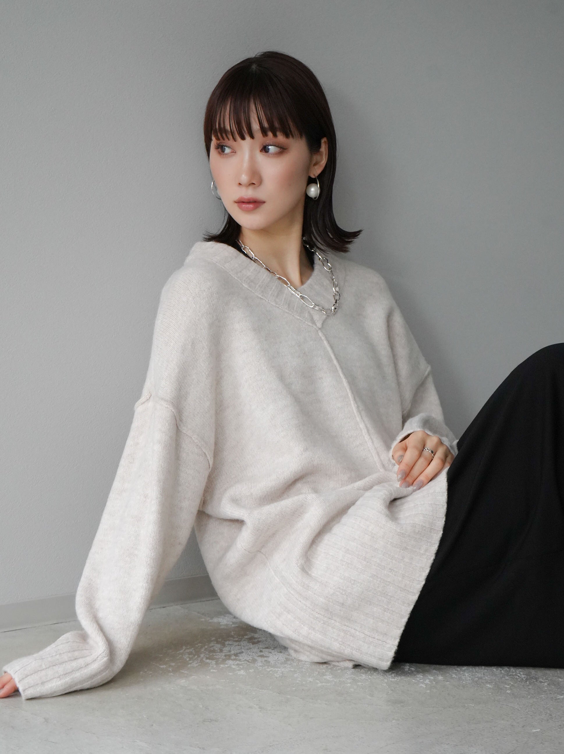 あつこ様ご予約　未使用　ルネ　ワフッル生地　重ね編みニットフーディー 予約]もちもちリンキングVネックニット/オートミール – Lumier