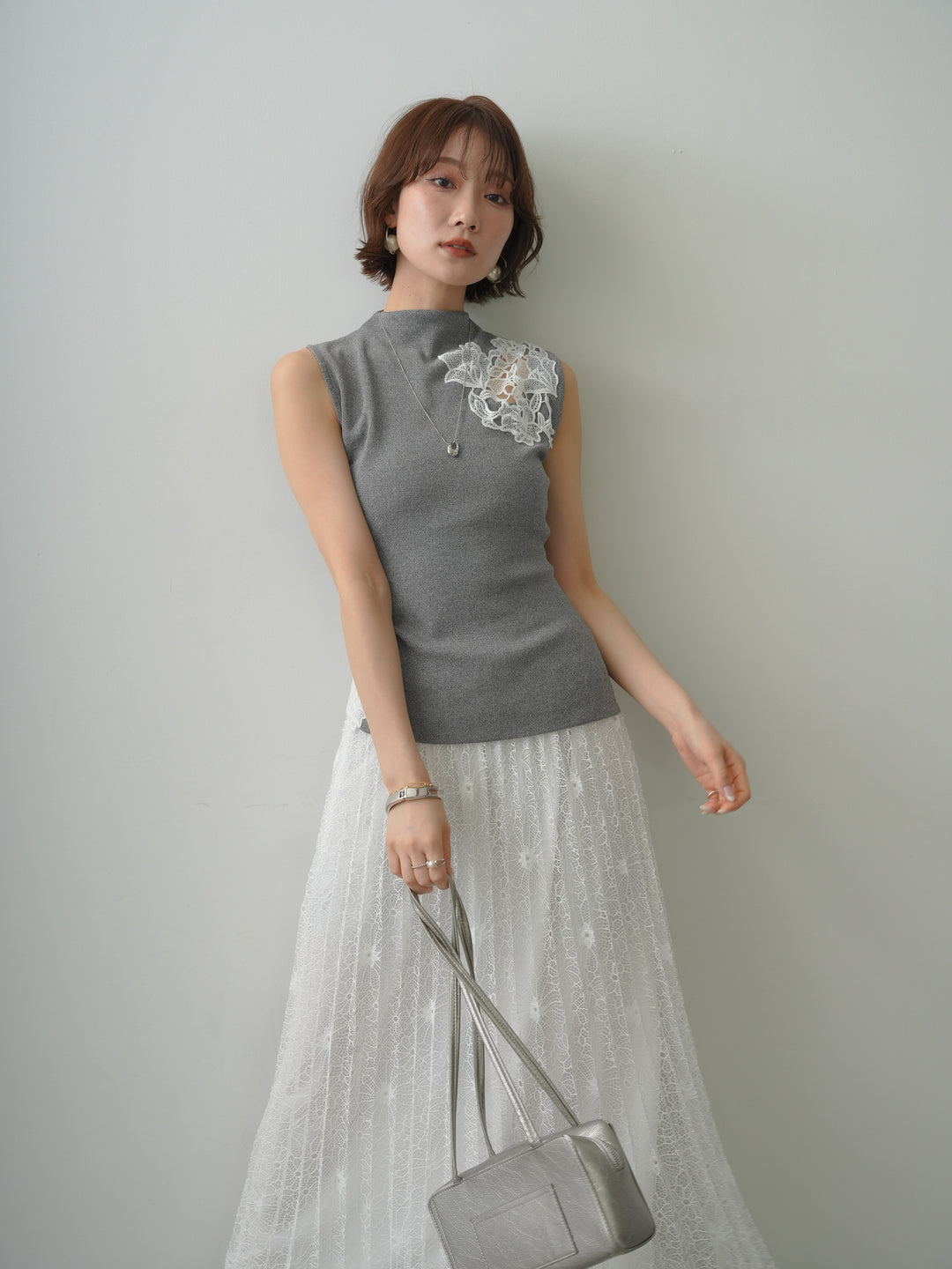 [予約]サイドレースノースリモックニットトップス/gray