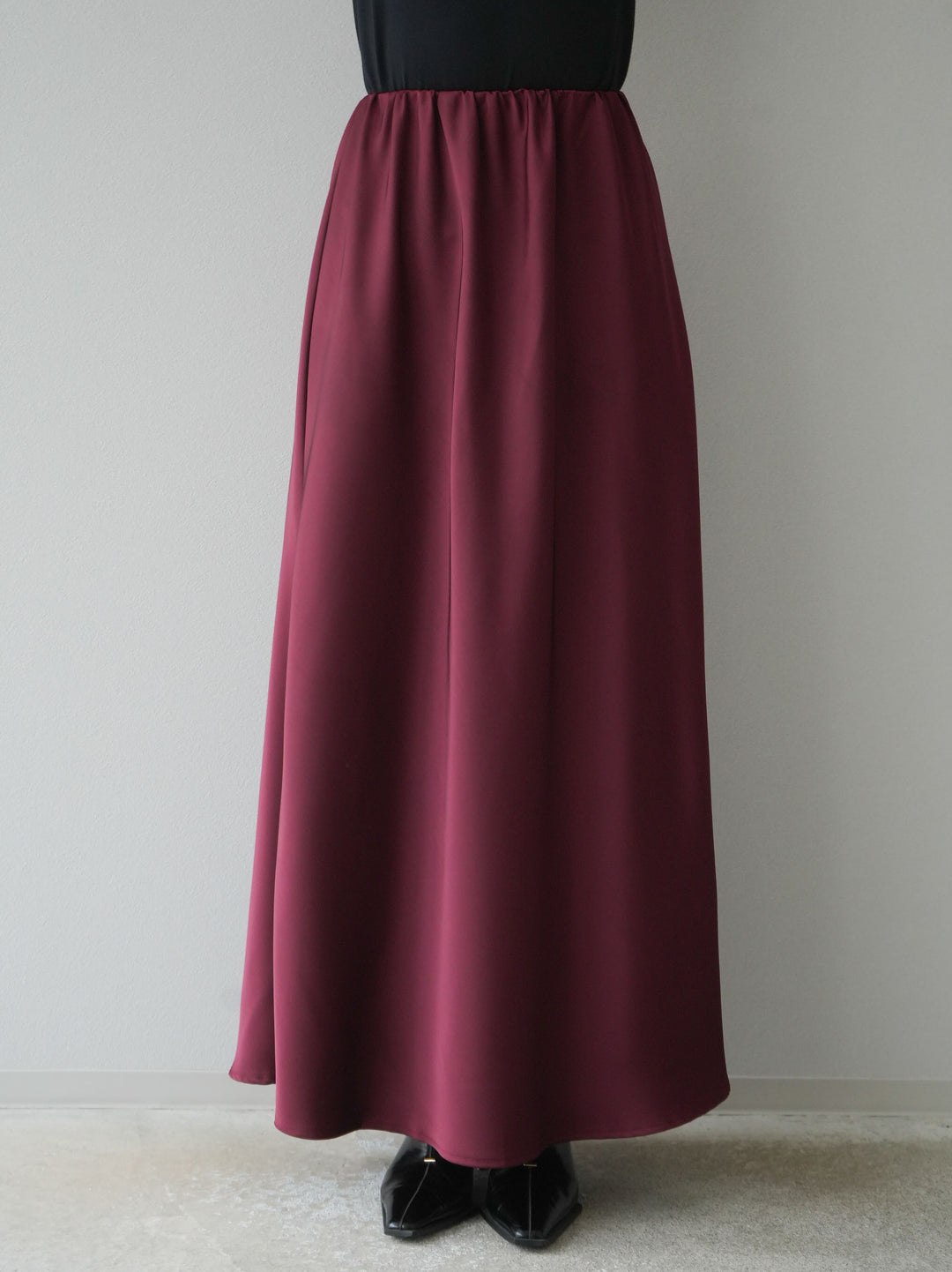 [予約]リラックスサテンナロースカート/ボルドー