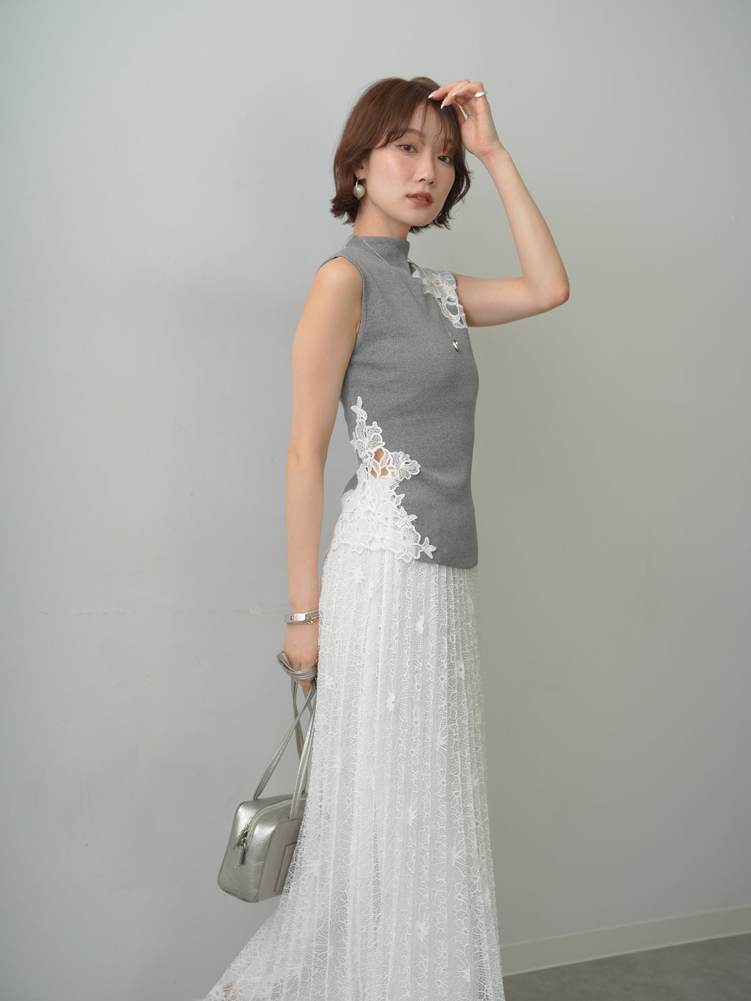 [予約]サイドレースノースリモックニットトップス/gray
