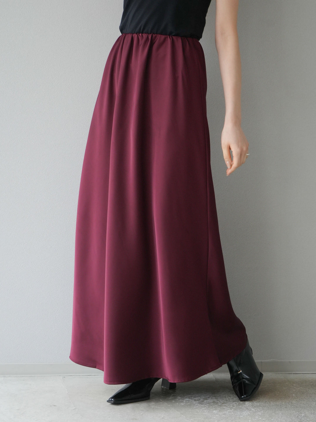 [予約]リラックスサテンナロースカート/ボルドー
