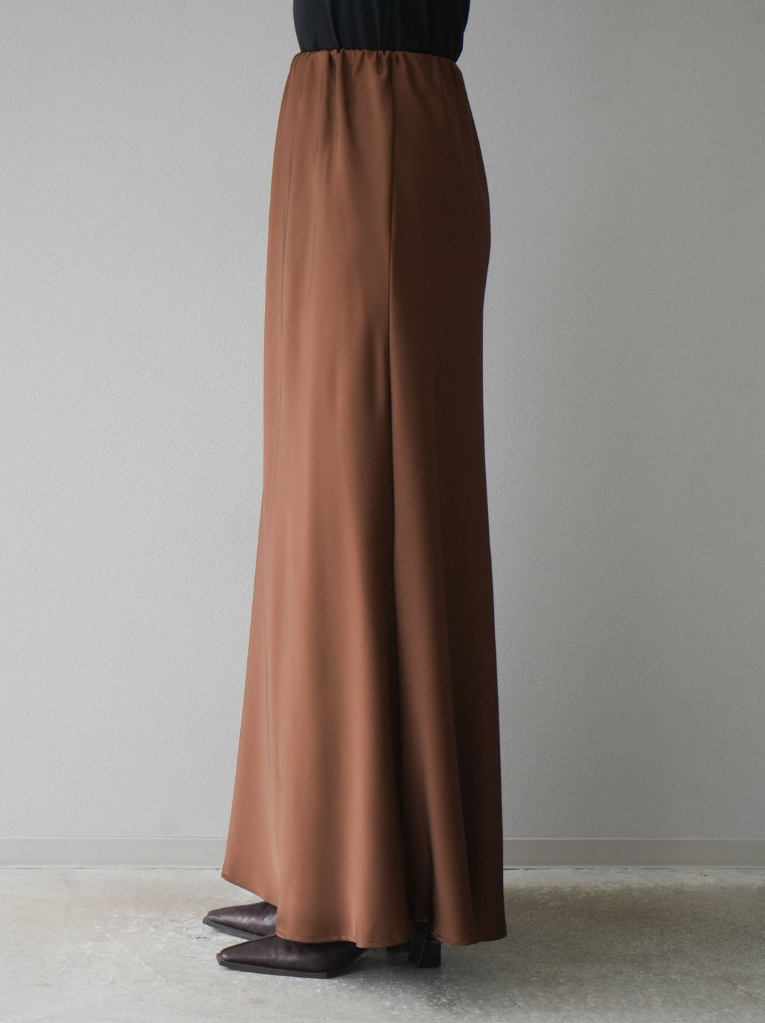 [予約]リラックスサテンナロースカート/モカ