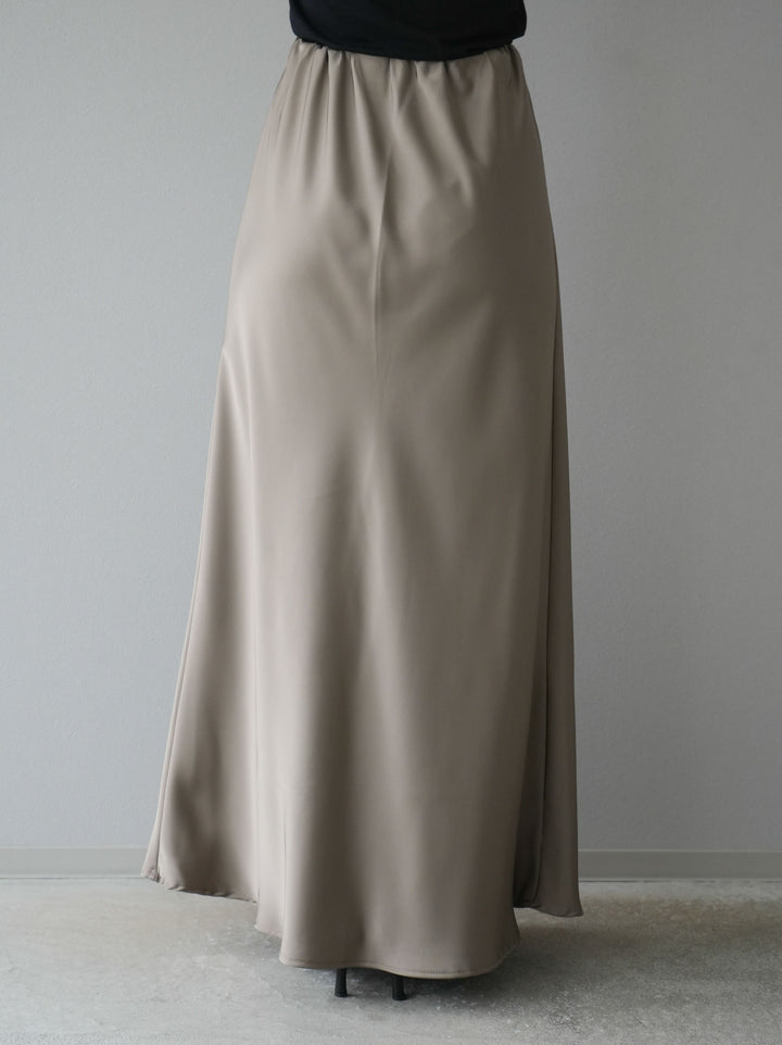 【預購】寬鬆緞面窄裙/灰色