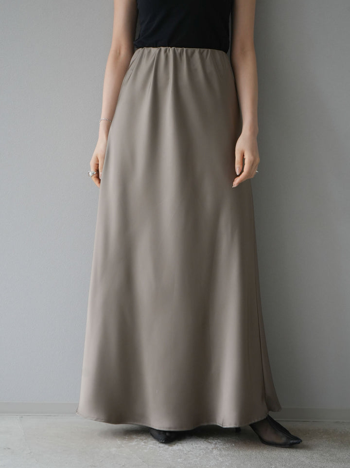 【預購】寬鬆緞面窄裙/灰色
