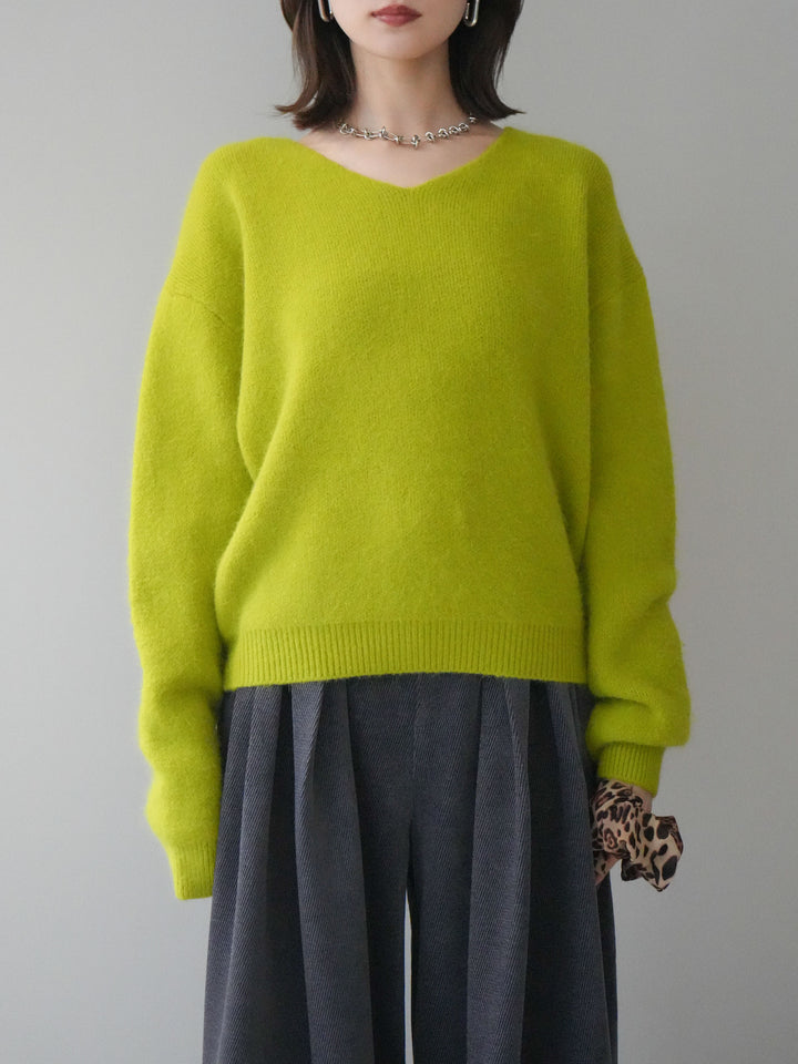 [予約]シュシュ付きアンゴラタッチVネックニットプルオーバー/green