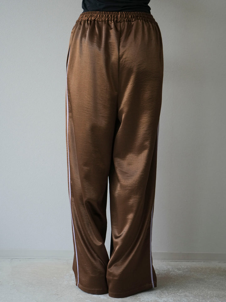 [予約]サテンラインワイドパンツ/ブラウン