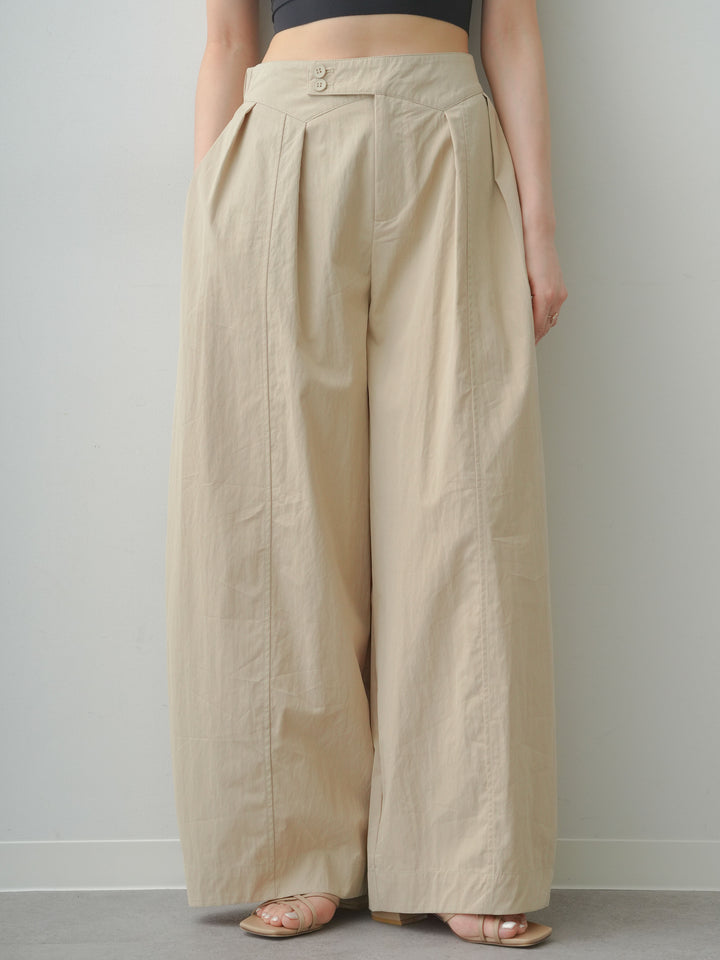 [予約]アシメウエストセンターラインタックライトパンツ/beige