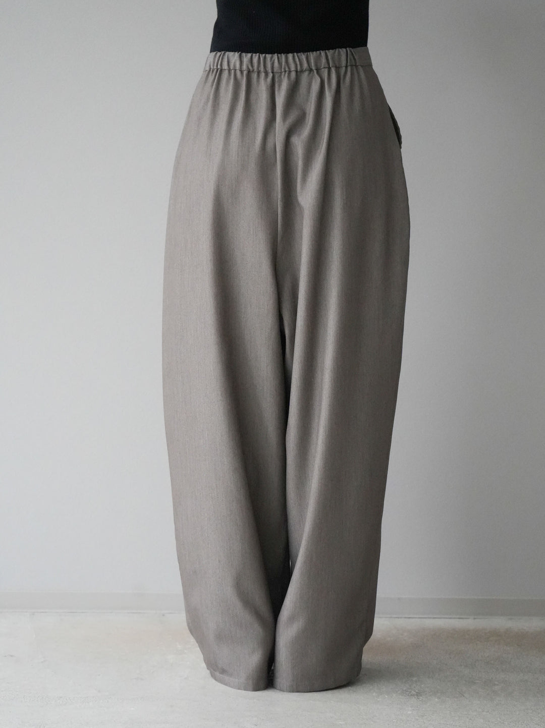 [予約]3タックコクーンパンツ/ベージュ