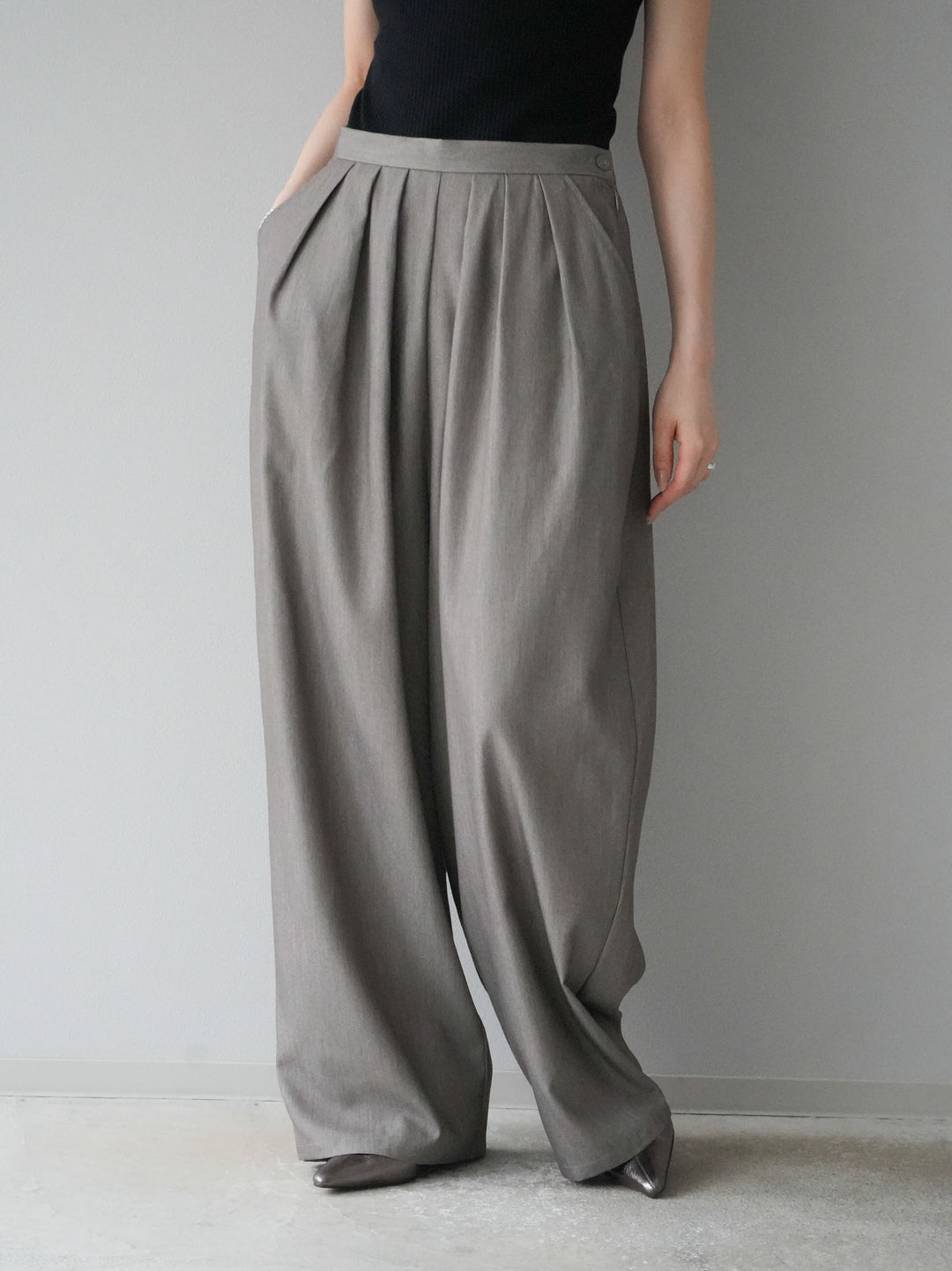 [予約]3タックコクーンパンツ/ベージュ