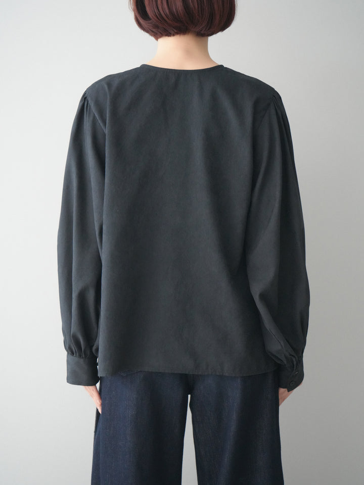 [予約]2WAYピーチスキンボリュームスリーブブラウス/black