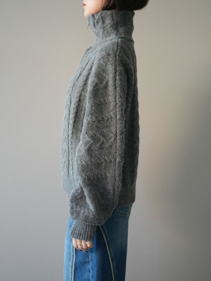 [予約]ケーブル編みハイネックZIPニットカーディガン/gray
