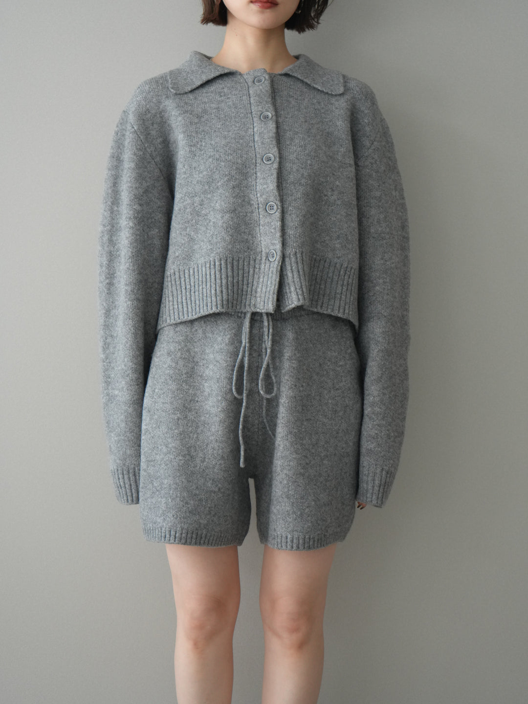 [予約]メランジニット襟付きクロップドカーディガン/gray