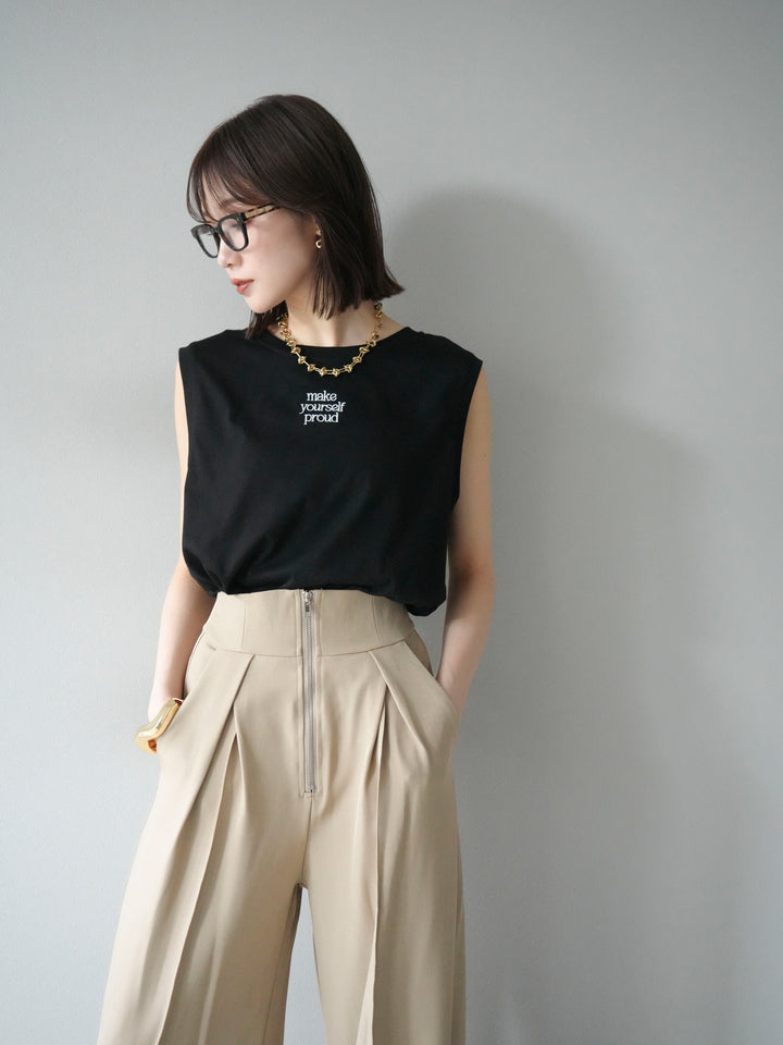 [予約]ロゴ刺繍ノースリートップス/ブラック