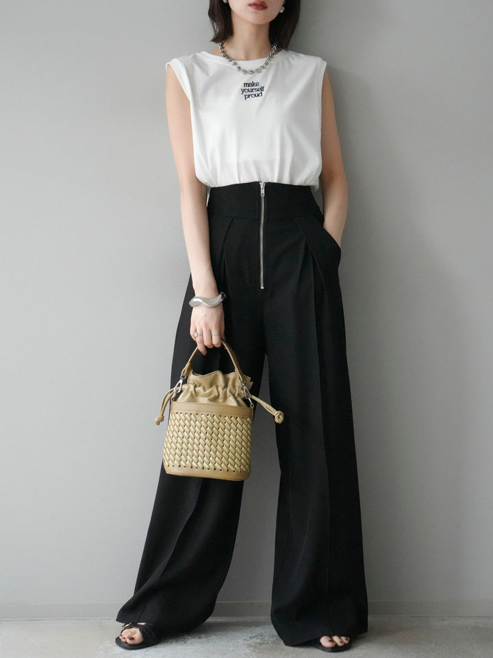 [予約]ロゴ刺繍ノースリートップス/オフ